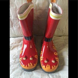 ❤️Kidorable Fireman’s Boots